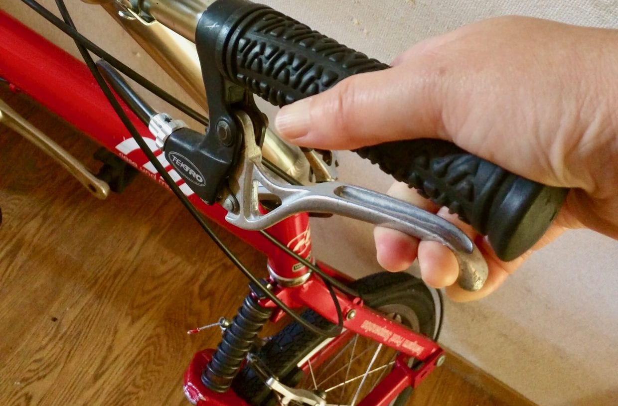 スポーツバイクではブレーキは命綱