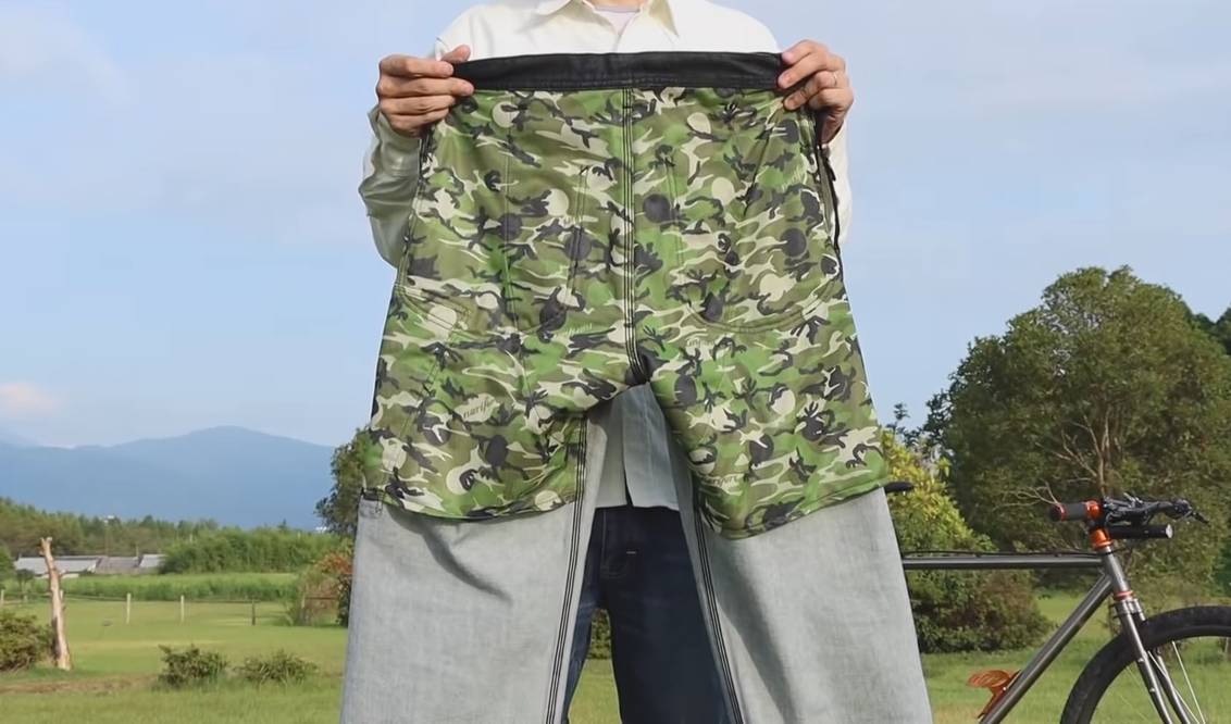 ポケット袋とウエスト裏にnarifuriオリジナルの迷彩メッシュを使用し汗によるベタツキを軽減