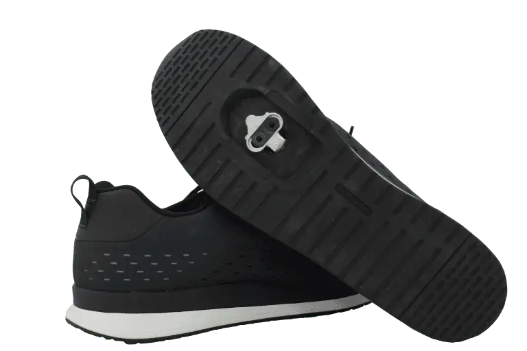 シマノのSPDシューズ、CT5。 Image: SHIMANO