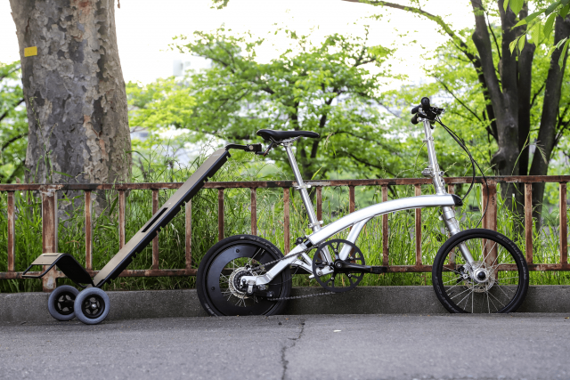 小径車にサイクルトレーラーを装着