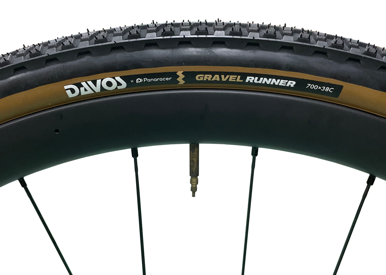 DAVOS GRAVEL RUNNER1