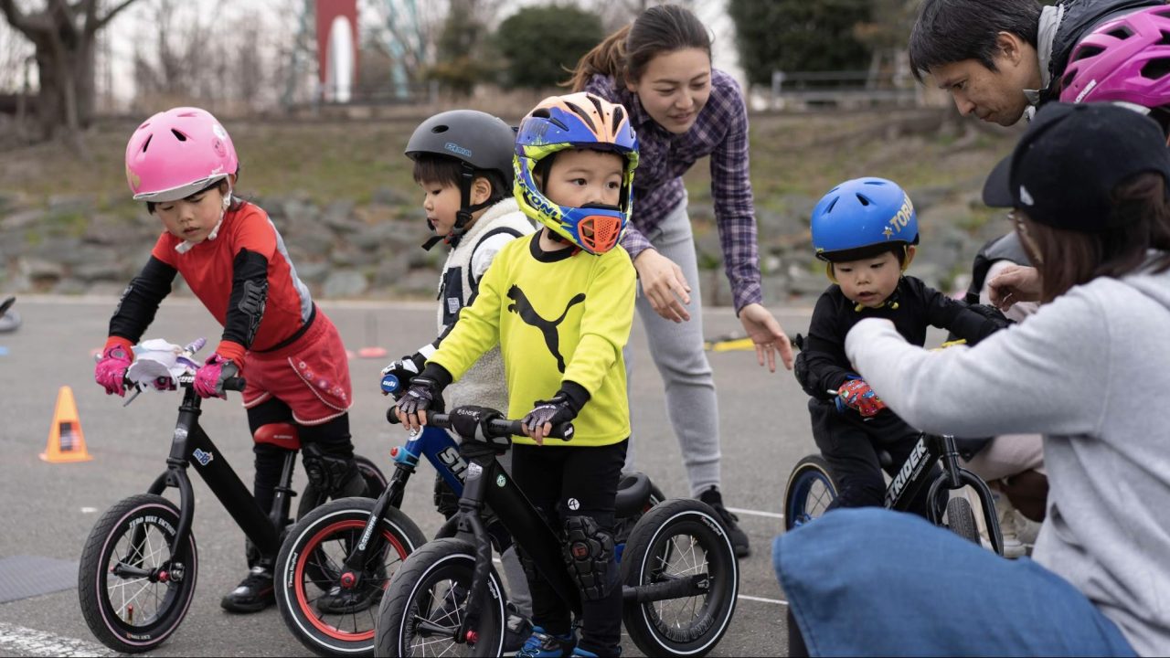 ※ストライダーの練習は、親子で一緒にがんばります