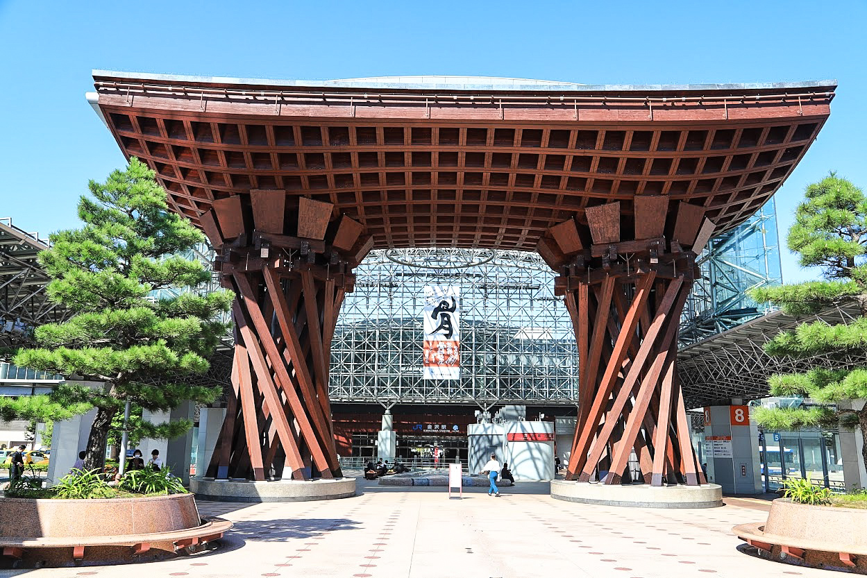 金沢駅