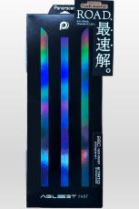 ライディングによって多彩に変化する「ブラックレインボー」カラー