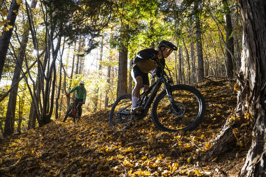 最新のE-MTBで南アルプスを駆け回る、極上の秋ライド｜SPECIALIZED Levo SL｜#site_title