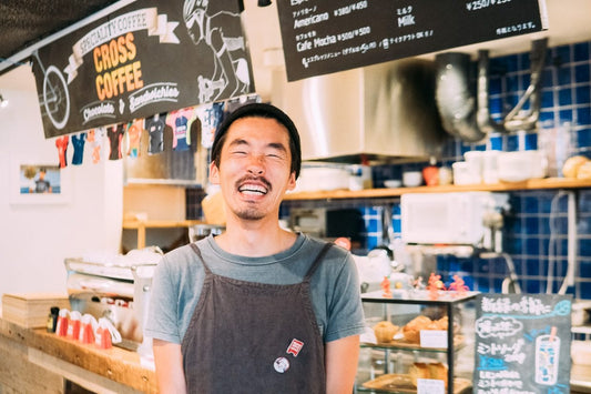尾根幹の拠点『CROSS COFFEE』が育むコミュニティへの想い