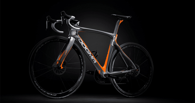 ピナレロ「DOGMA F10」のディスクブレーキバージョンをリリース