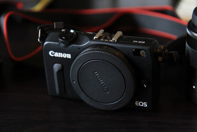 【ミラーレスカメラ】CANON キャノンEOS M2ダブルレンズキットを購入してみた