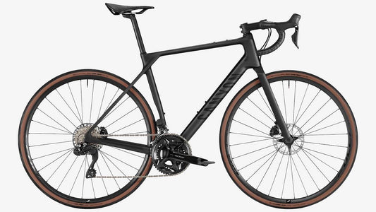 新型105Di2完成車がこの値段！？さすがキャニオン！エンデュレース CF 7 Di2発表