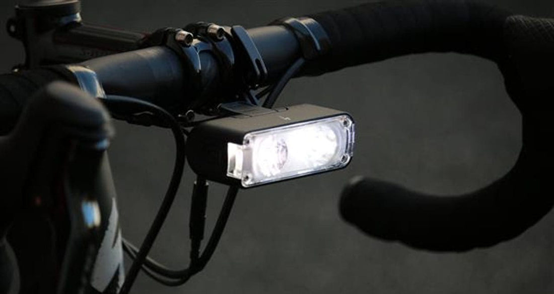 スペシャライズド・This isちょうどいいライト【Flux900 HEADLIGHT】入荷！