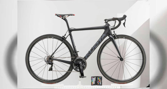 KUOTA（クオータ）の魅力 － イタリアンデザインとカーボン技術