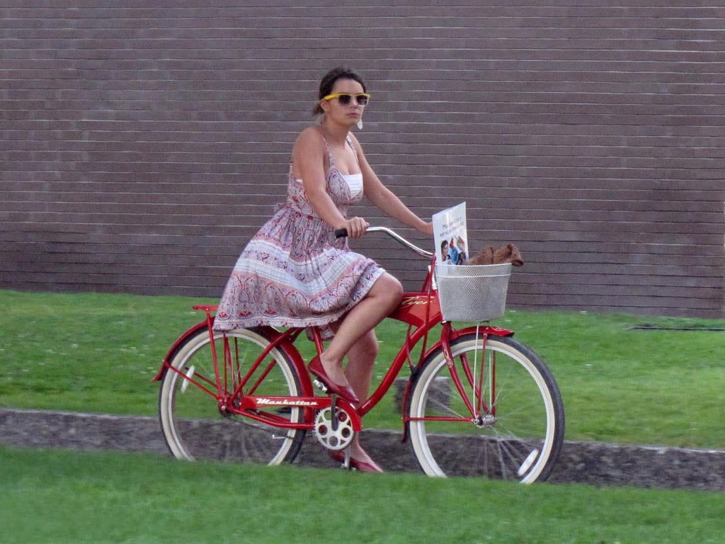 女性向け！ファッション性・安全性の高い自転車ウェア・アイテム10選