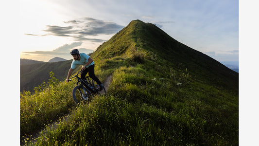 スペシャライズドの超軽量e-MTBの Levo SLを対象店舗で試乗してプレゼントがもらえる、SNSキャンペーン開催